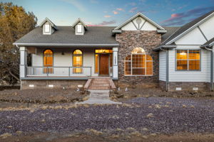 Front Porch & Circular Driveway