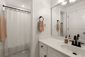  Photo 48