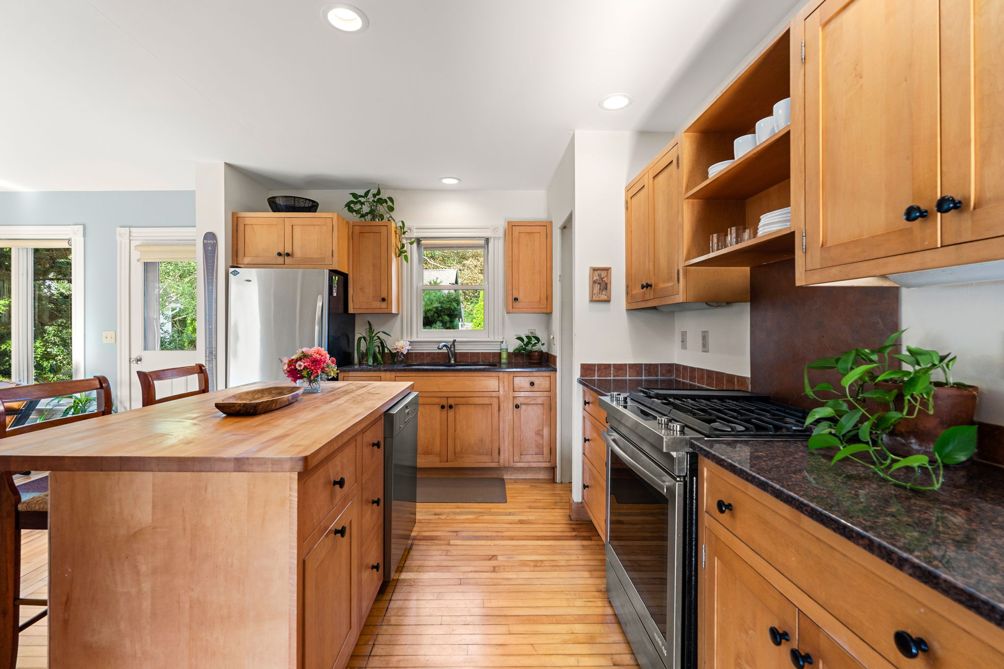 139 Clinton St, Portsmouth, NH 03801, USA Photo 29