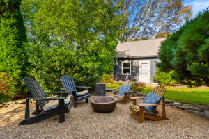 139 Clinton St, Portsmouth, NH 03801, USA Photo 1