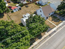  Photo 40
