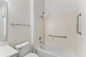 Photo 34