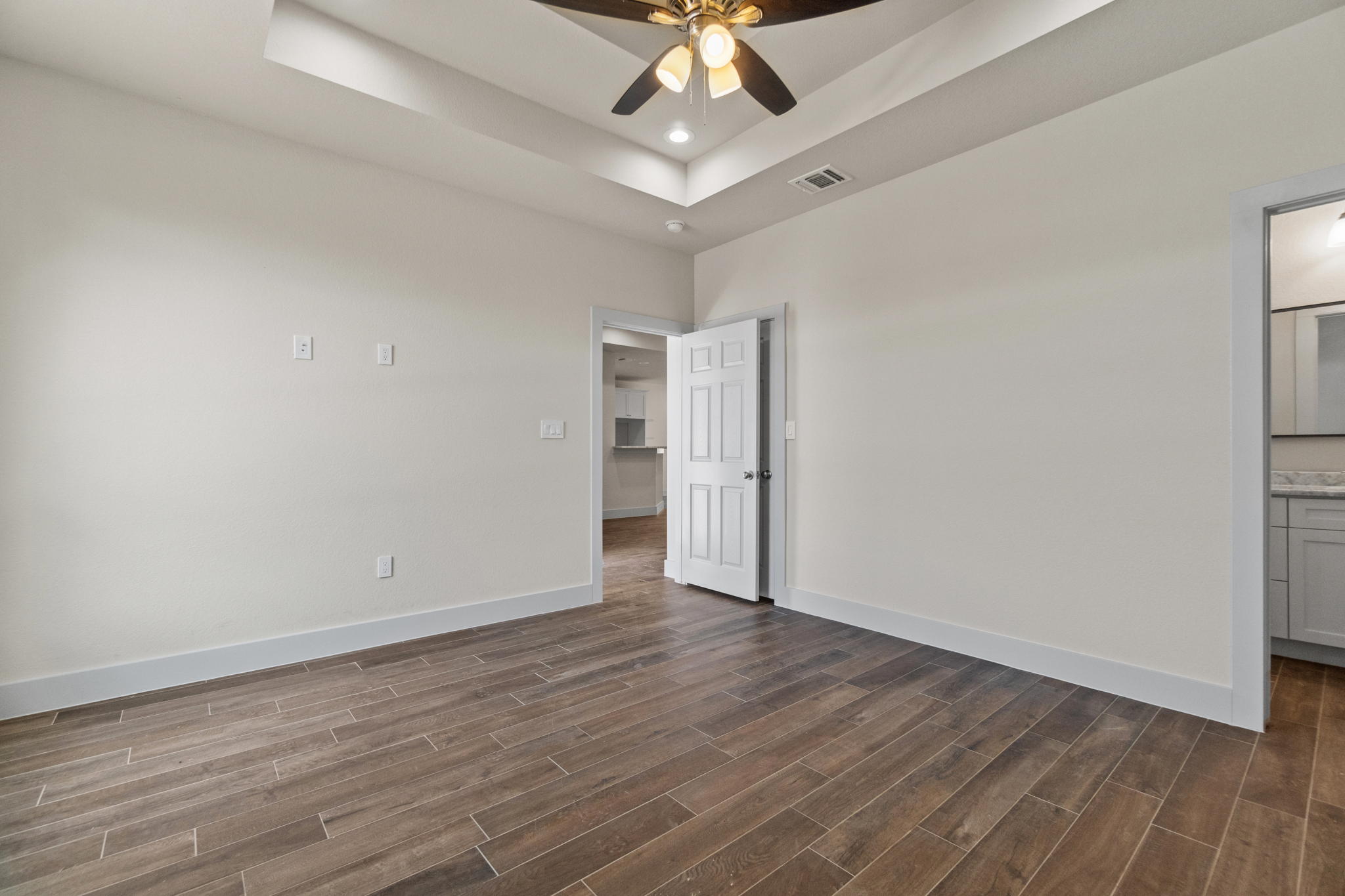 Hill Dr, Texas 78070, USA Photo 16