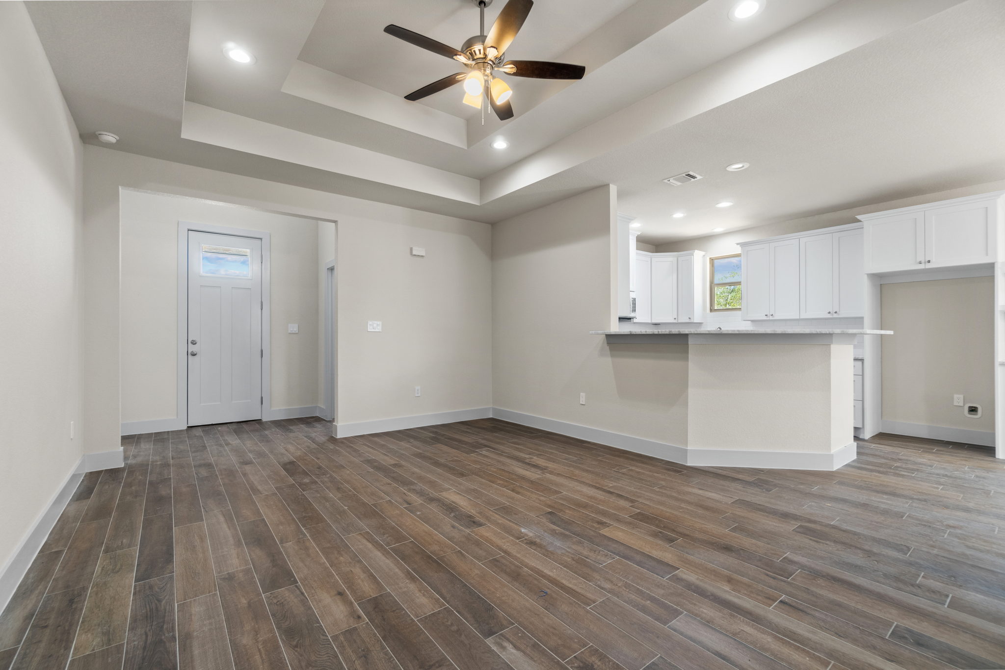 Hill Dr, Texas 78070, USA Photo 12