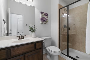 Guest Ensuite Bath