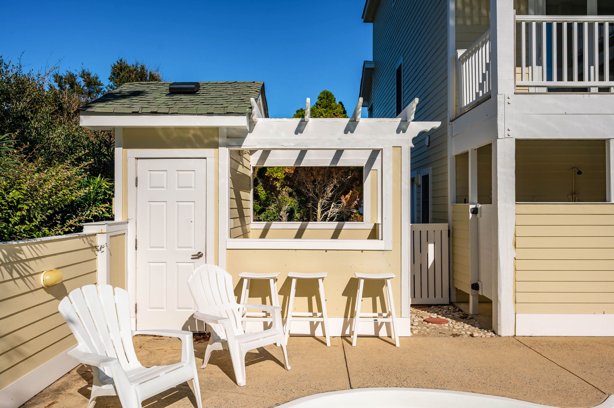 139-Olde-Duck-Rd-Private-Pool-Bar