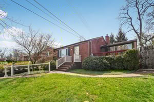 Peters Dr-S0504-003.jpg