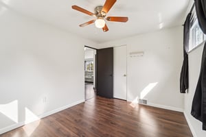 Peters Dr-S0504-013.jpg