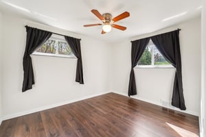 Peters Dr-S0504-014.jpg