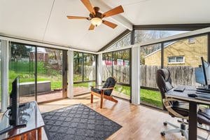 Peters Dr-S0504-021.jpg