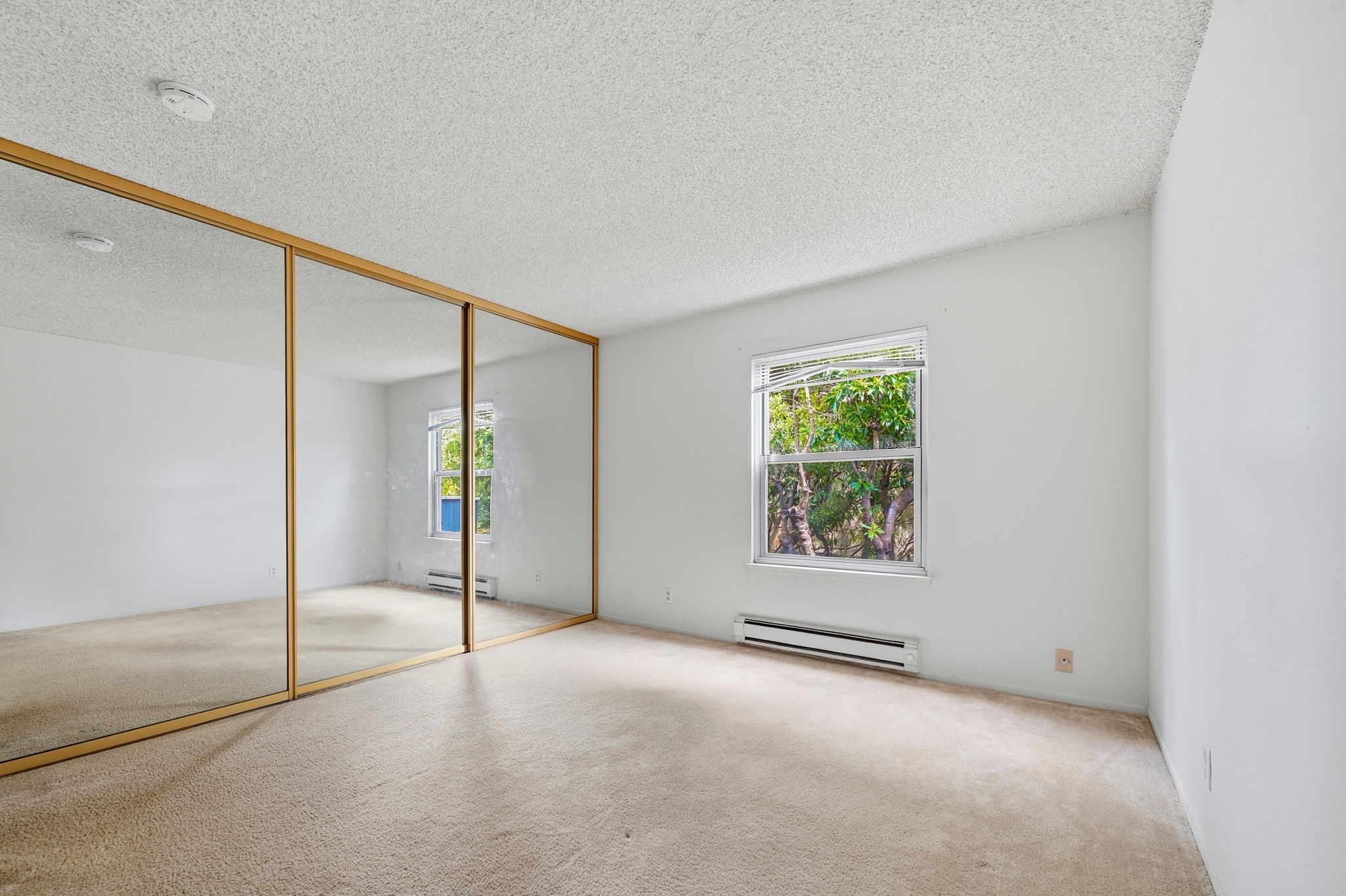 018_f8_139 Piccadilly Pl H