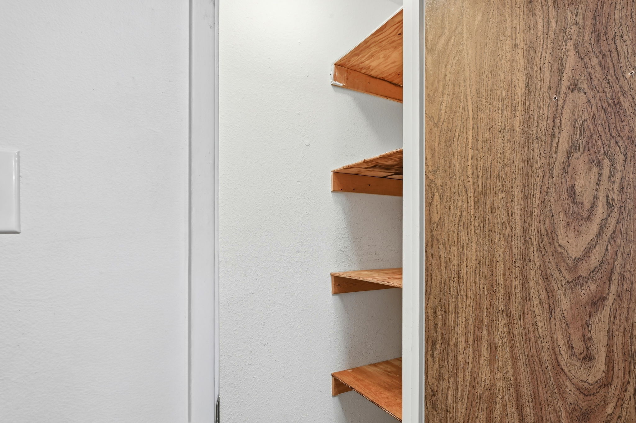 021_f8_139 Piccadilly Pl H