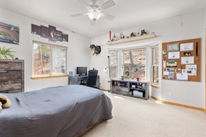  Photo 23
