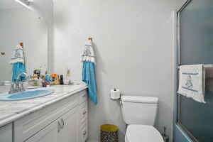  Photo 39