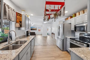 SE 30th St-S0307-014.jpg
