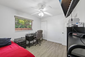 SE 30th St-S0307-017.jpg