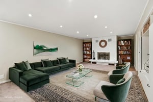 A7403319 virtually staged.jpeg