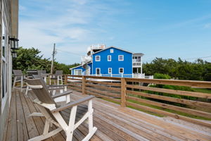 139-Trent-Rd-Front-Deck