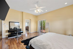 Primary Bedroom (3)