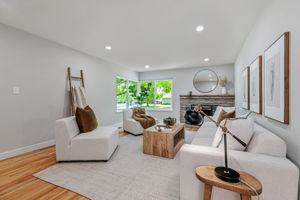 014_1390 Pointe Claire Dr_