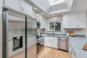 021_1390 Pointe Claire Dr_