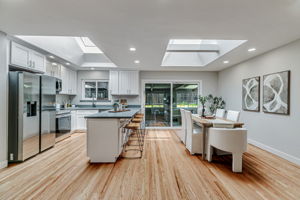 025_1390 Pointe Claire Dr_