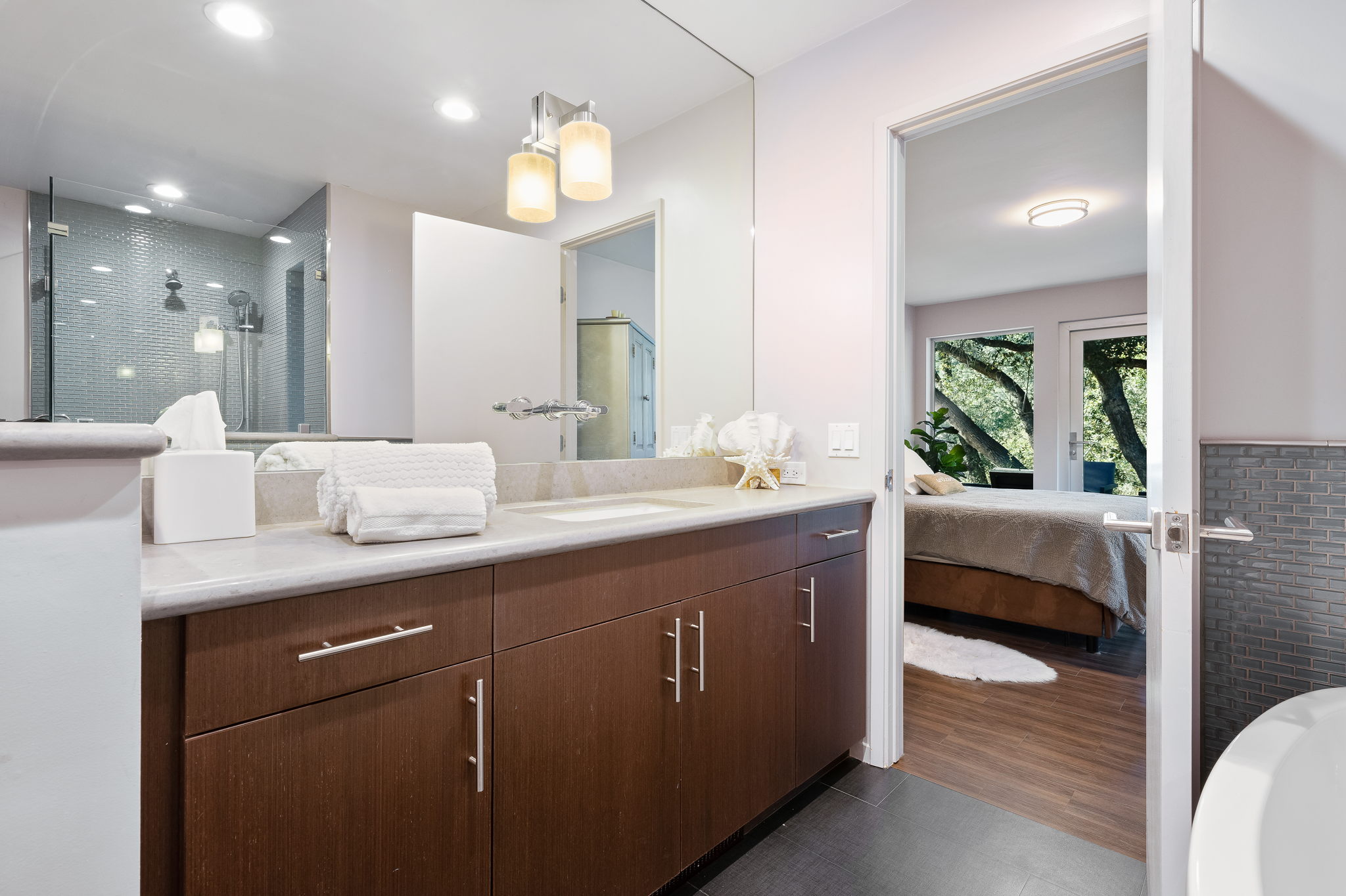 Second Full Bathroom