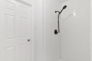  Photo 35