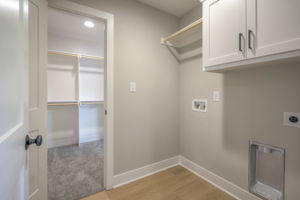  Photo 39