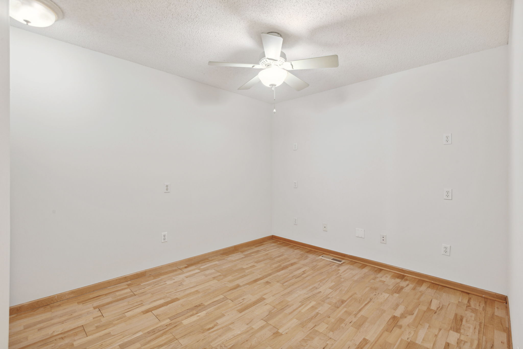 21_Interior