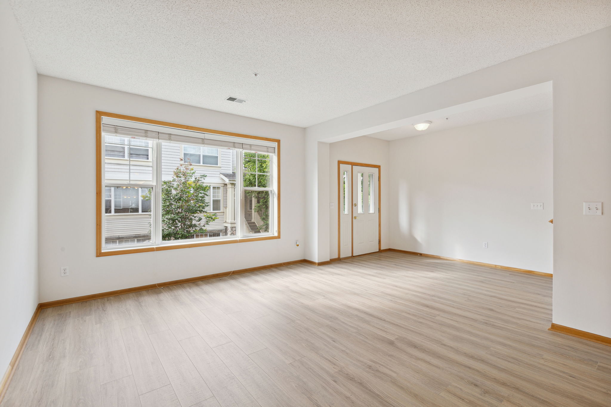06_Interior