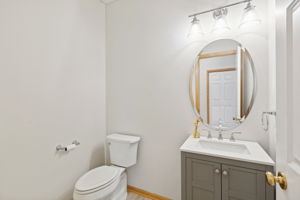 24_Interior