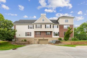 27_Exterior