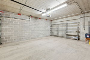 26_Interior