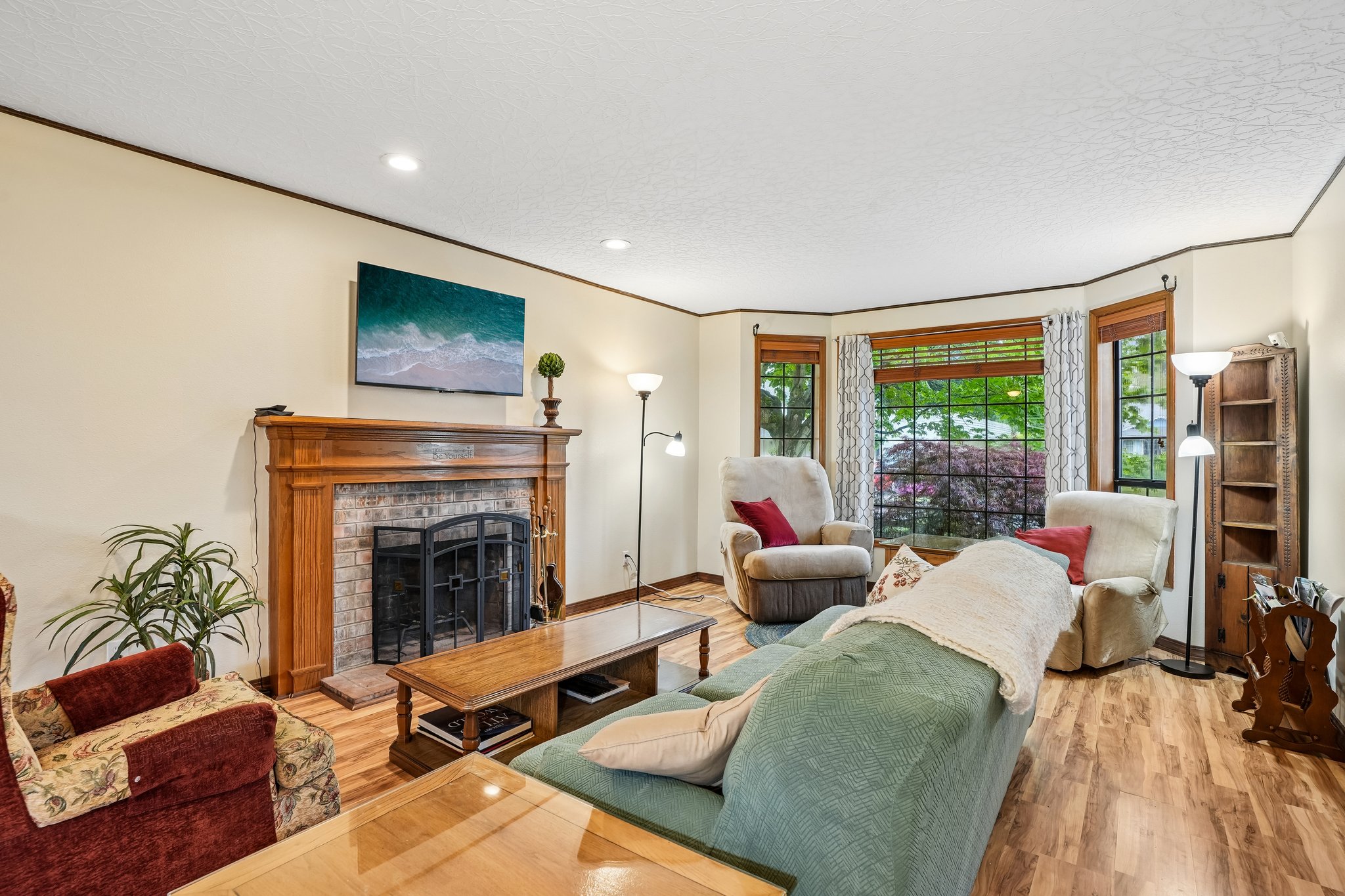 NE 7th Way-S2304-001.jpg