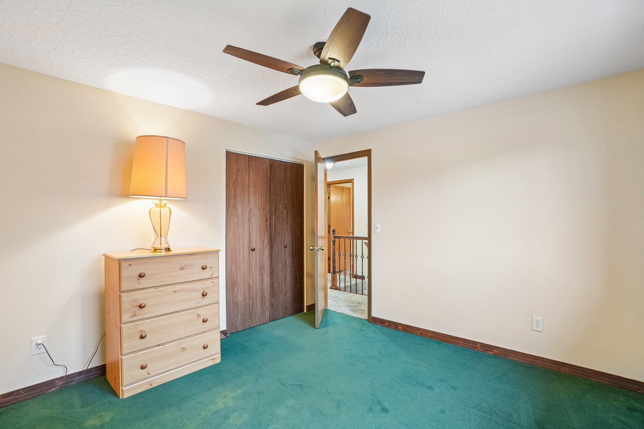 NE 7th Way-S2304-017.jpg