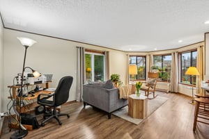 NE 7th Way-S2304-007.jpg