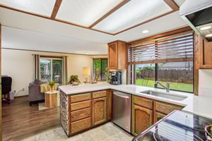 NE 7th Way-S2304-011.jpg