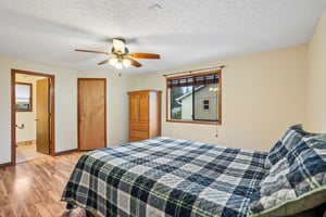 NE 7th Way-S2304-023.jpg