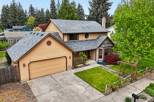 NE 7th Way-S2404-016.jpg