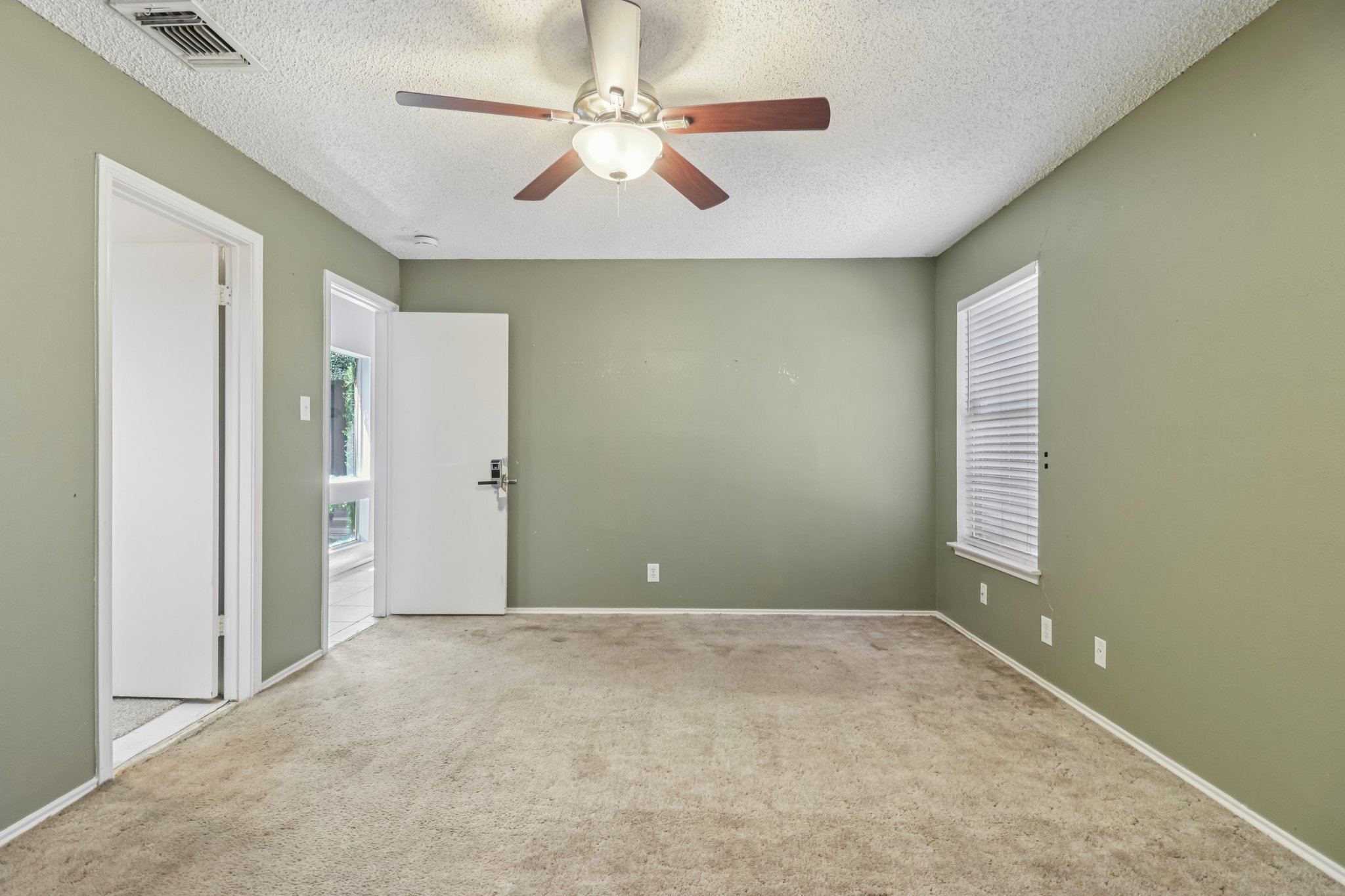 Briarmeadow St-S0908-025.jpg