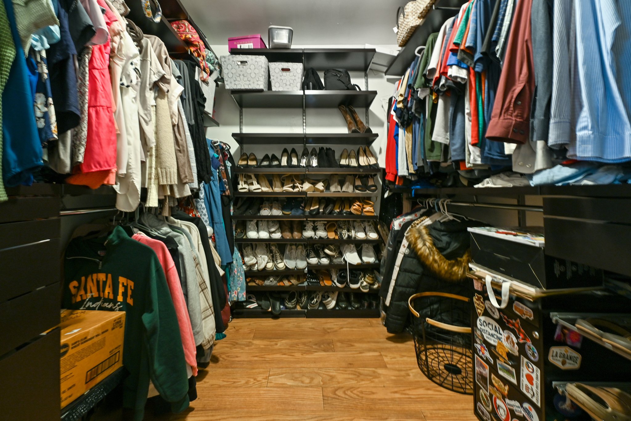 Country Side St-S2503-062.jpg