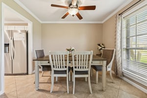 Country Side St-S2503-021.jpg