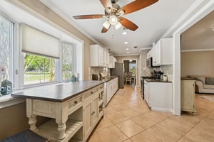 Country Side St-S2503-023.jpg