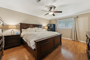 Country Side St-S2503-039.jpg