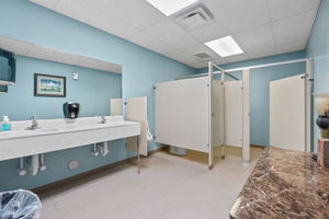  Photo 49
