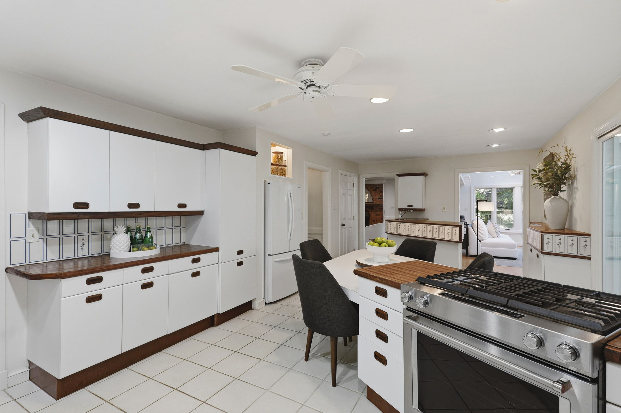 15-Kitchen