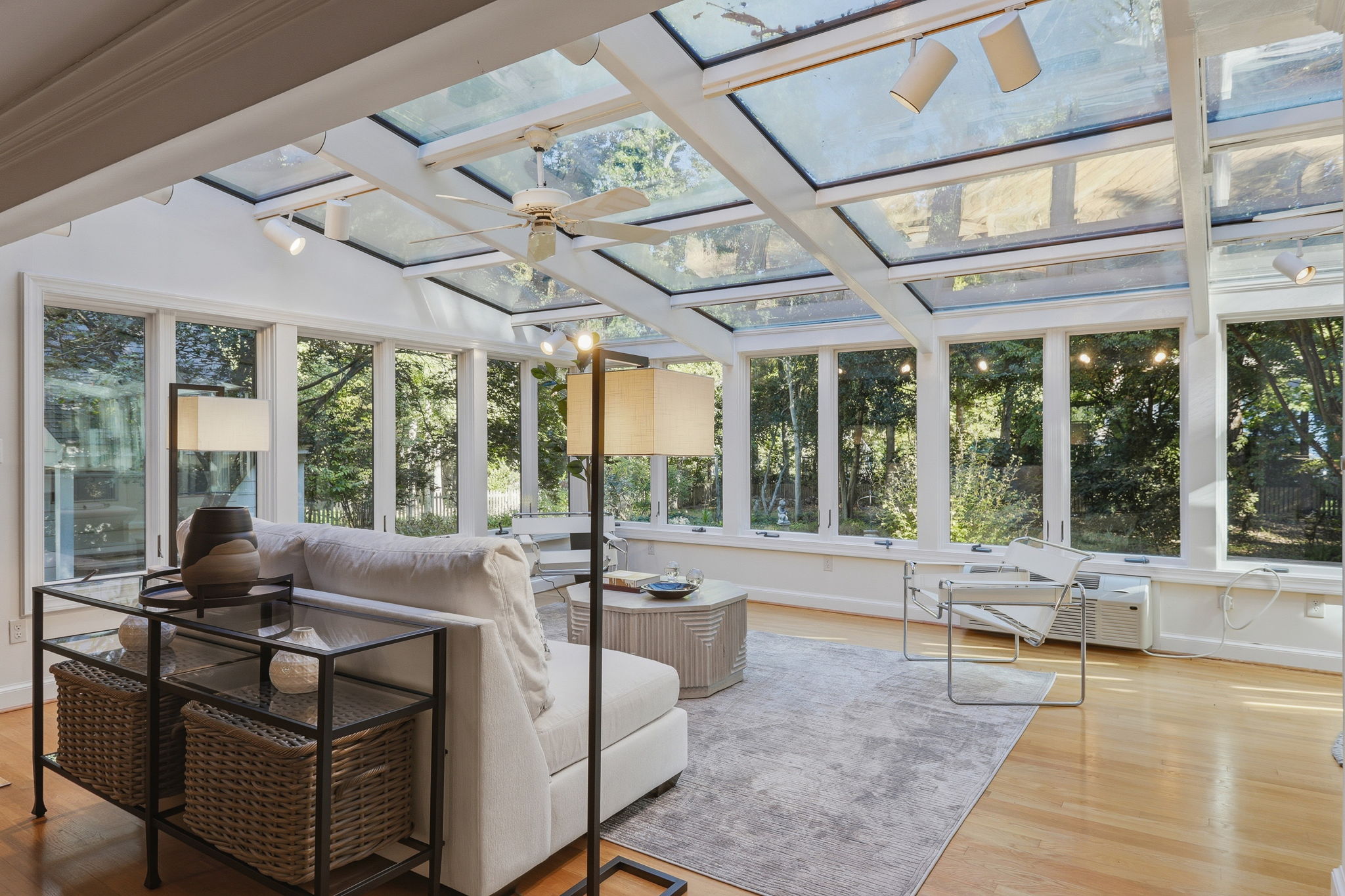 23-Sunroom