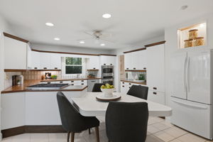 12-Kitchen