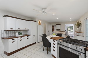 15-Kitchen